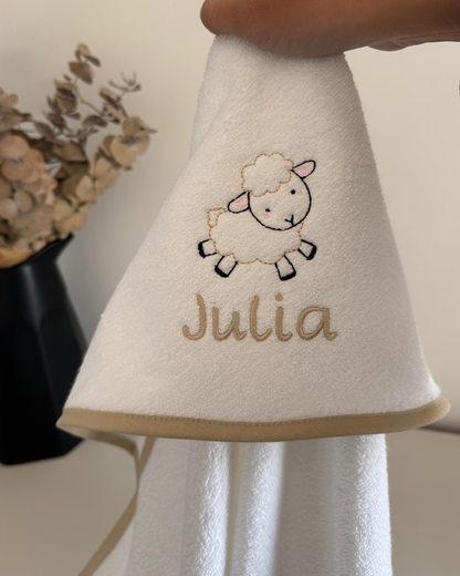 Toalla Ovejita con ribete beige